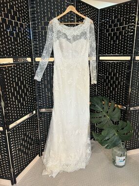 BHLDN Long Sleeve Lace Ivory Wedding Dress